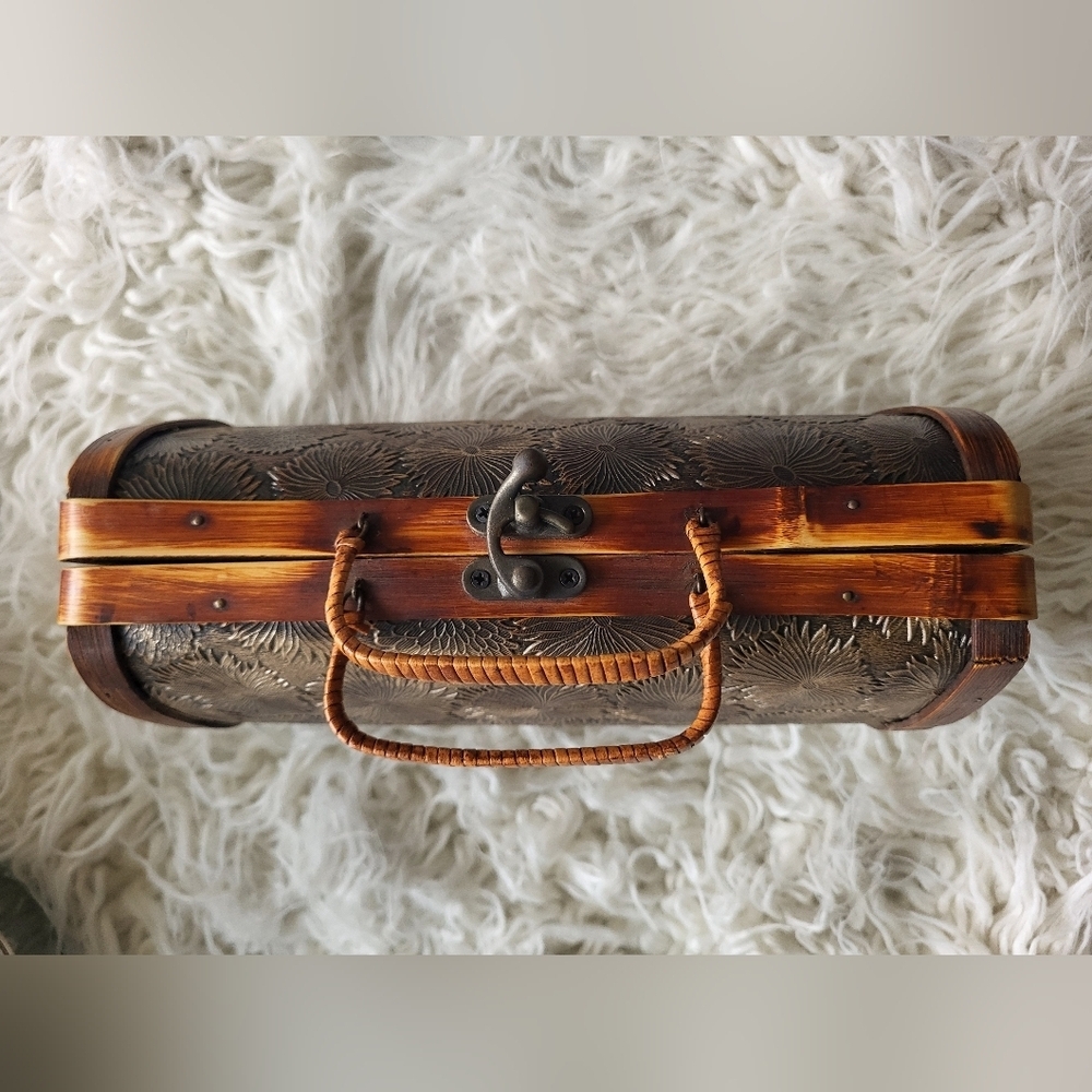 Vintage Embossed Metal & Wood Carry Box with Wrapped Handle - Picture 4 of 8